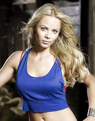 Laura Vandervoort