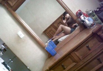 Chica piernuda y nalgona