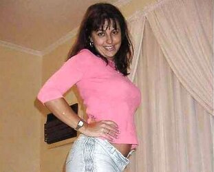 Stellar latina mom valeria