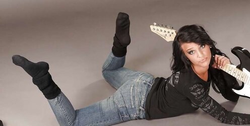 Queens in Denim LLVII