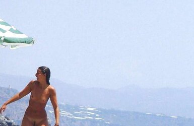 Real Nudists On The Beach