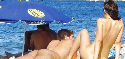 Real Nudists On The Beach