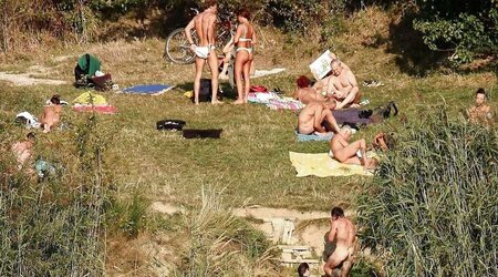 Real Nudists On The Beach