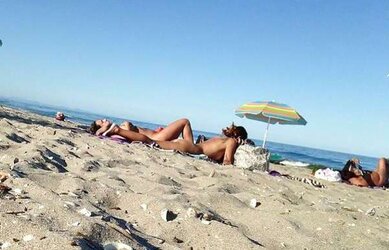 Real Nudists On The Beach