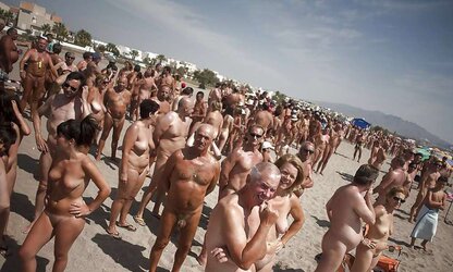 Real Nudists On The Beach