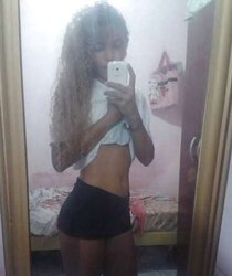 Taty carioca muito cachorra com amiga