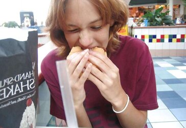 REDHEAD INEXPERIENCED EX GIRLFRIEND TEENAGER BJ'S (WheelSex)