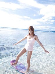 Super-Cute Japanese Teenager Kirara Asuka