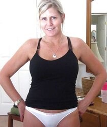 Big-Boobed Amateurs Mingle
