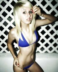 Teal - ultra-cute youthful emo gyrl