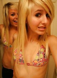 Teal - ultra-cute youthful emo gyrl