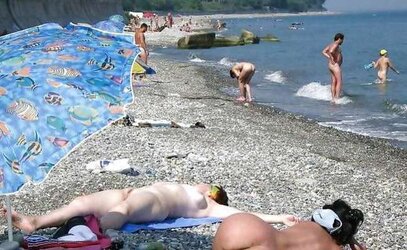 En la playa.
