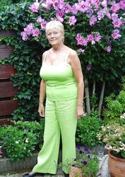 Dutch granny fledgling (65 years old)