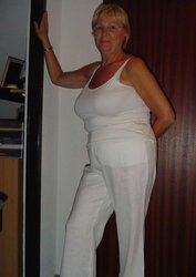 Dutch granny fledgling (65 years old)