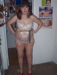 Candy Sue 60 yr old oma jackin PLUMPER granny webcam pictures