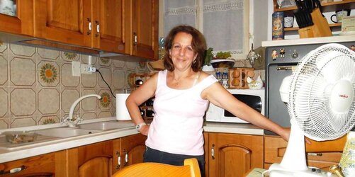 MOGLIE ITALIANA ESIBIZIONISTA