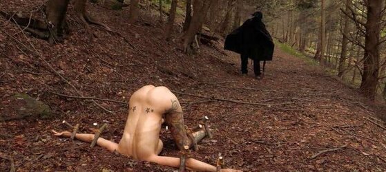 Dark whorer