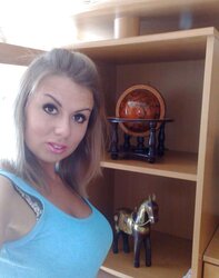 Magnificent Self-Shot Nasty Honey