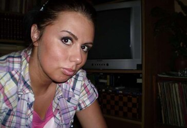 Magnificent Self-Shot Nasty Honey