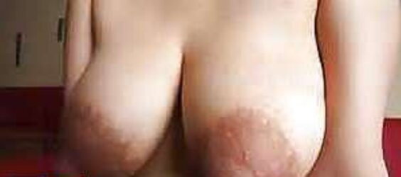 Jugs to deep-throat - Breasts an denen J gerne saugen wuerde