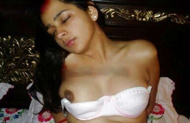 Indian Ritika on Honeymoon