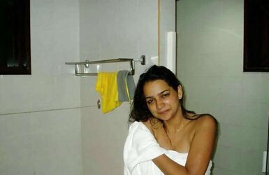 Indian Ritika on Honeymoon