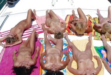 Stellar Nude Bods