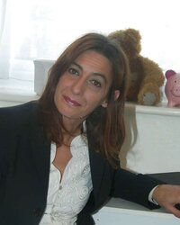 Mature bitch Jolanda
