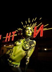 Figure Paint - Immense bevy