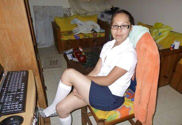 Colegiala flaquita cojelona