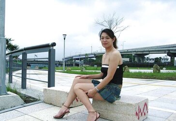 Taiwan cockslut Reny Kuan