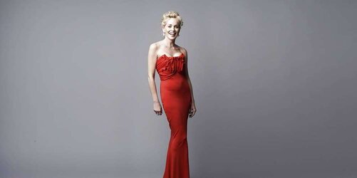 Random Red-Hot Ladies