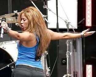 Shakira super-steamy butt