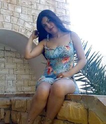 Fresh Random Arab Chicks