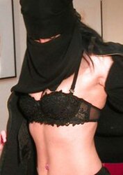 HANDSOME ARABIAN TARTS - RACHIDA