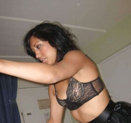 Indian Desi Honeys Red-Hot