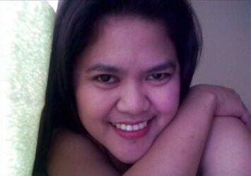 Another damsel i know from the Philippines: Noime