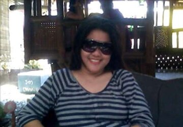 Another damsel i know from the Philippines: Noime