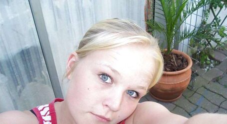 Tribute my chick Jen in pix or vid...(spunk tribute demand)