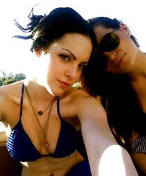 Elizabeth Gillies