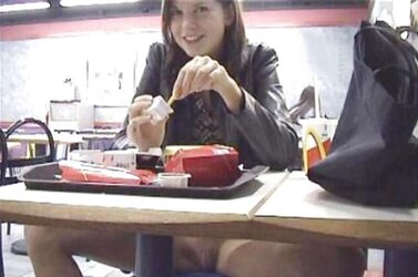 McDONALDS BEOTCHES