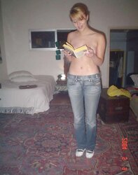 Naughty femmes in denim LI