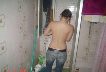 Naughty femmes in denim LI
