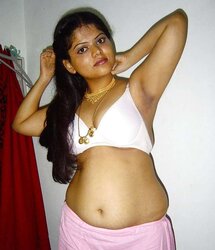 Neha Nair - Rosy Saree