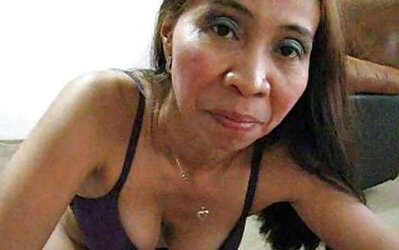 Filipina Mrs Gina Jones