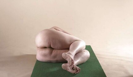 Jirina laying