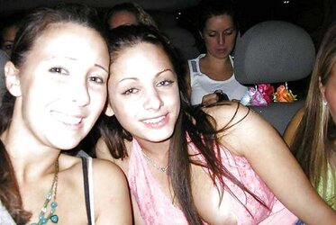 REAL voyeur, upskirt, labia