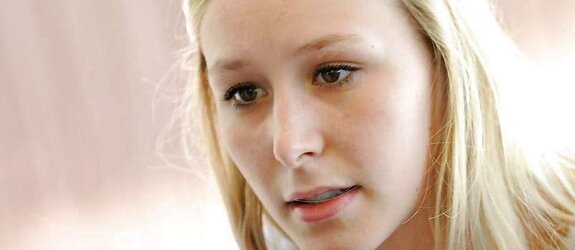 Marion Marechal-Le Pen is super-steamy!