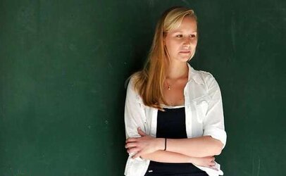 Marion Marechal-Le Pen is super-steamy!