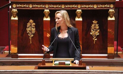 Marion Marechal-Le Pen is super-steamy!